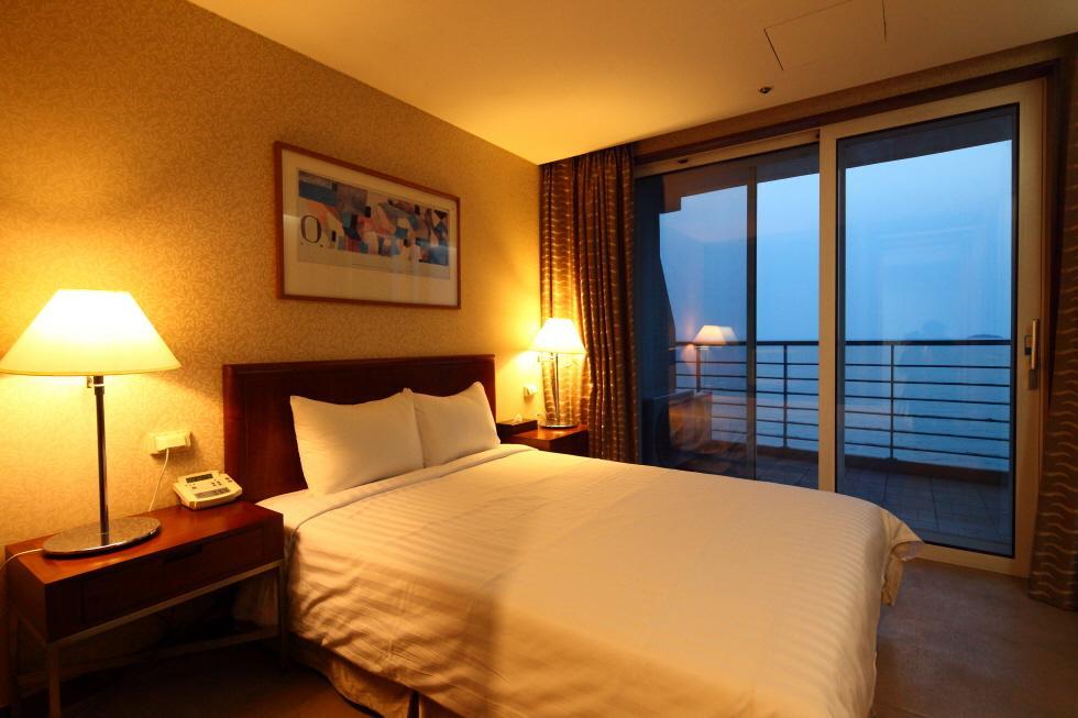 Resom Ocean Castle Hotel Taean Exterior photo