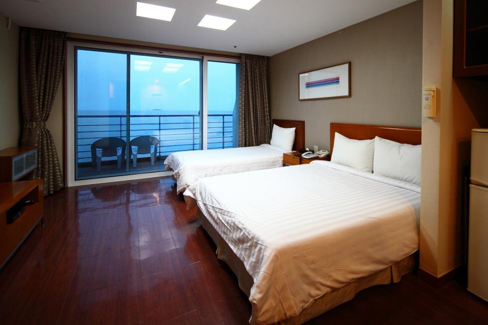 Resom Ocean Castle Hotel Taean Exterior photo